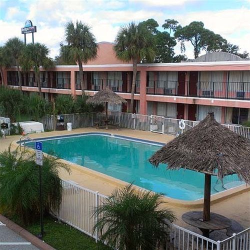 Bayside Inn Pinellas Park - Clearwater 外观 照片