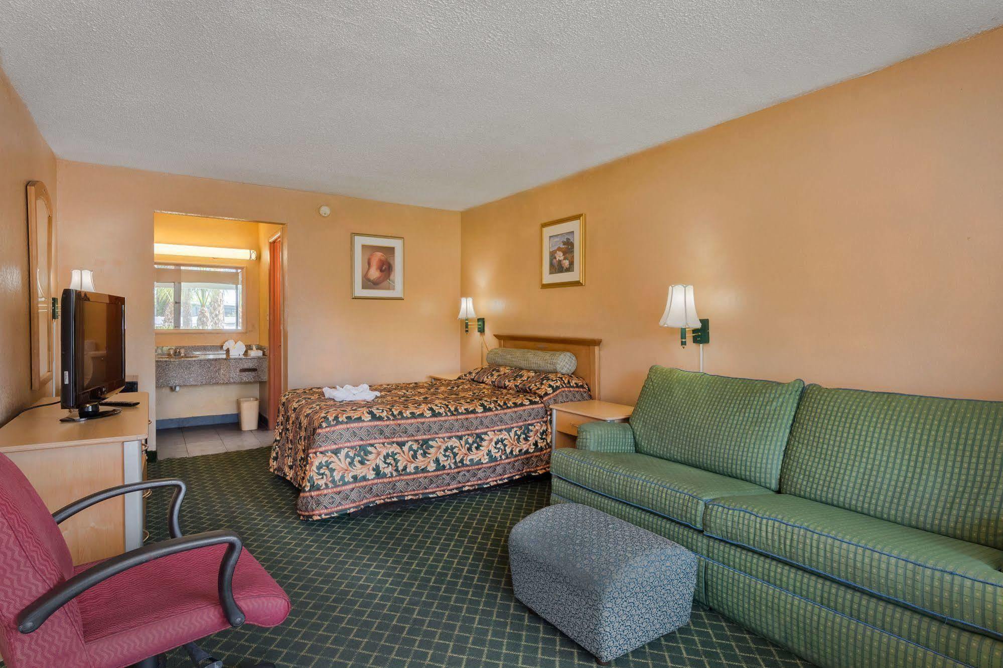 Bayside Inn Pinellas Park - Clearwater 外观 照片